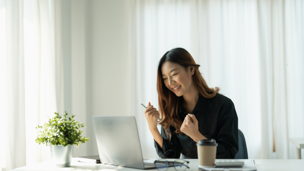 Top 15 Must-Have Tools for Solopreneurs in 2025 to Save Time, Boost Sales, and Work Smarter